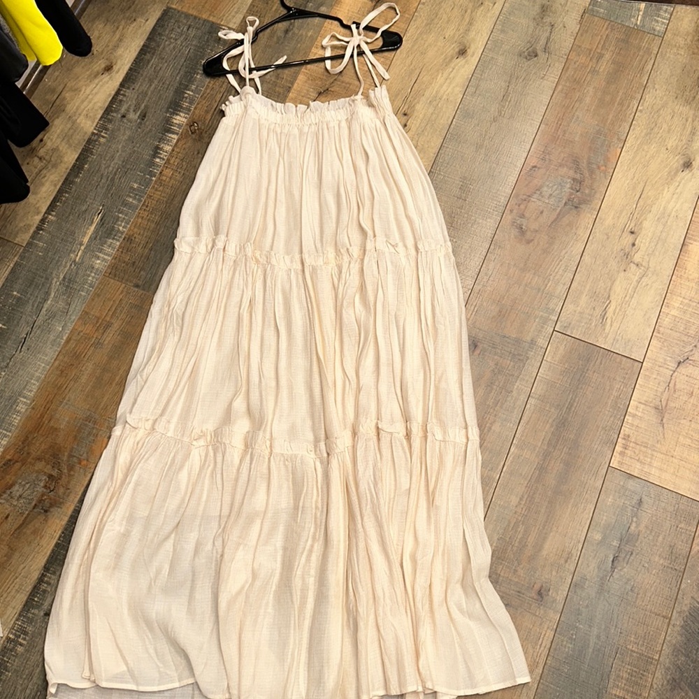 New w/o tags. Beach dress from Vici.